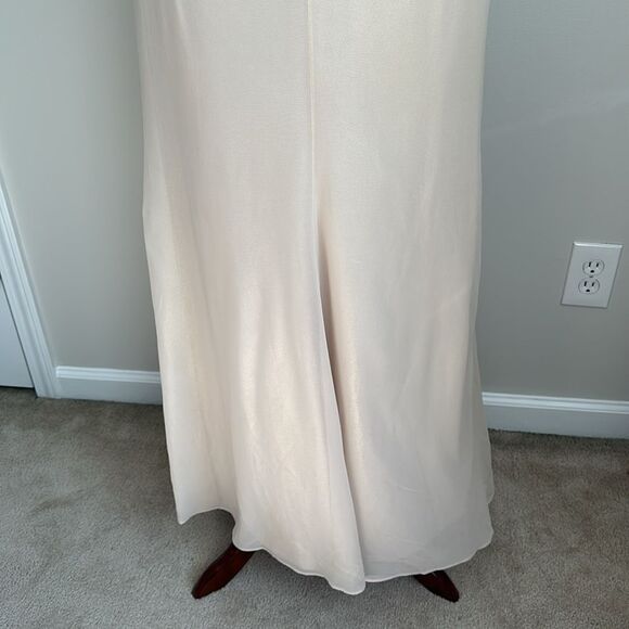 After Six Lux Shim V Neck Cold Shoulder Flounce Dress Bridesmaid in Gold Sz.10L - Picture 5 of 11
